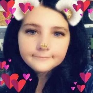 Meet your Posher, Violet